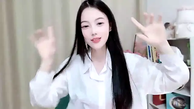 美女yiyi01在线直播