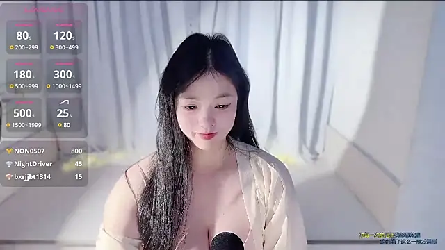 美女JIAJIA_0711在线直播