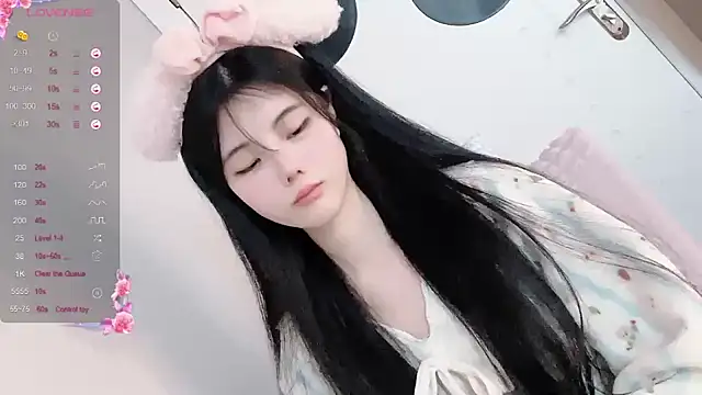 美女Qedgjwyz1在线直播