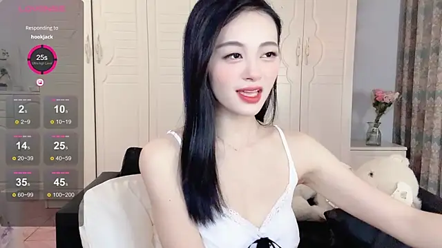 美女Mila825在线直播