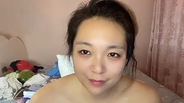 美女Z30966903S在线直播