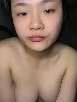 美女jiejie25111在线直播