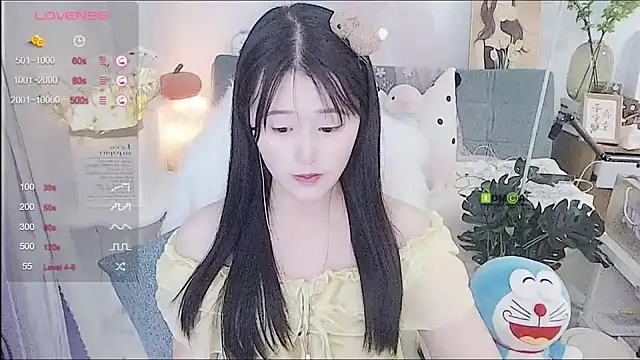 美女VooVooC在线直播