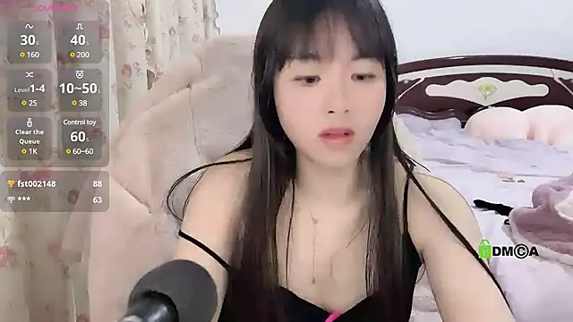 美女rourou888在线直播