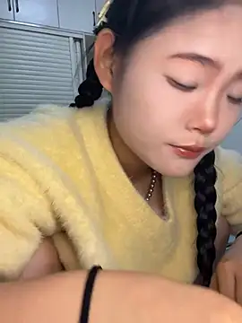 美女jiejie25111在线直播