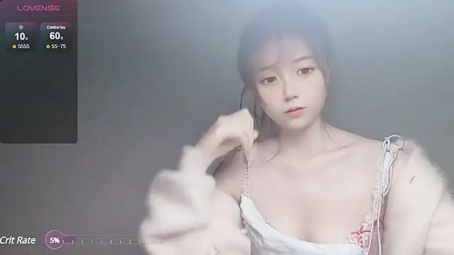 美女VaerySaenz在线直播