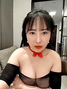 美女lilandi0521在线直播