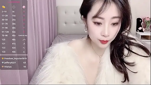 美女aisha123123在线直播