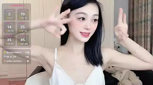 美女Mila825在线直播