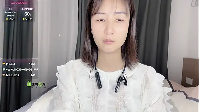 美女Niannian520在线直播