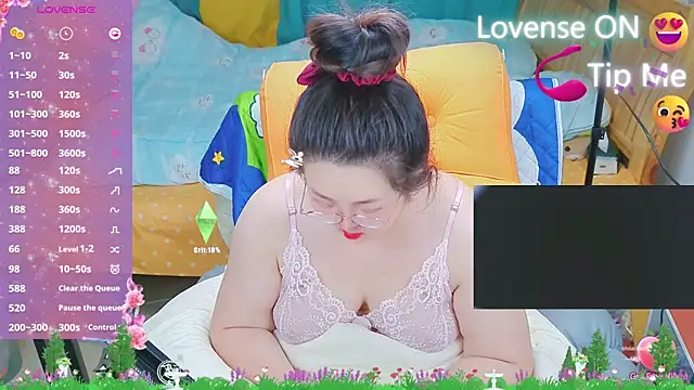 美女Weiwei5200在线直播