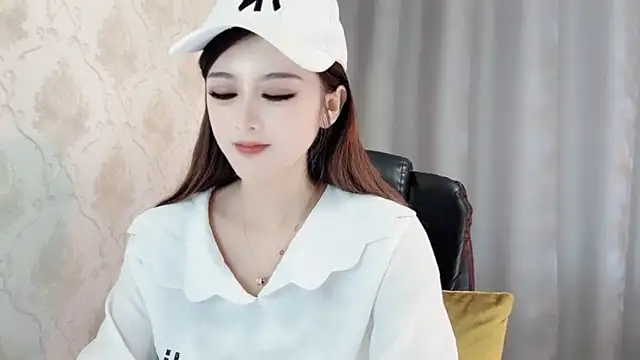 美女VIWVI在线直播