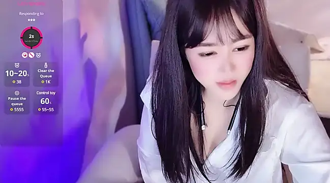 美女Qiaoqao777在线直播