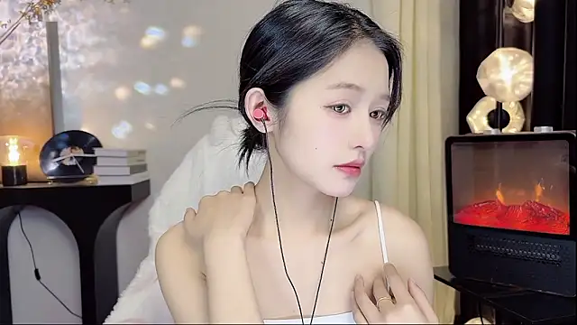 美女xiaodaibabyy在线直播