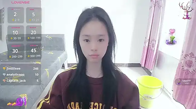 美女Lunasax在线直播