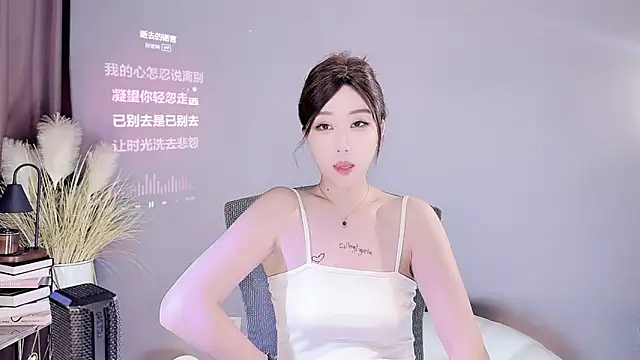 美女Ling00kk在线直播