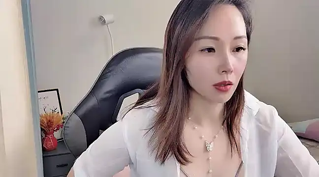 美女Dewluna在线直播