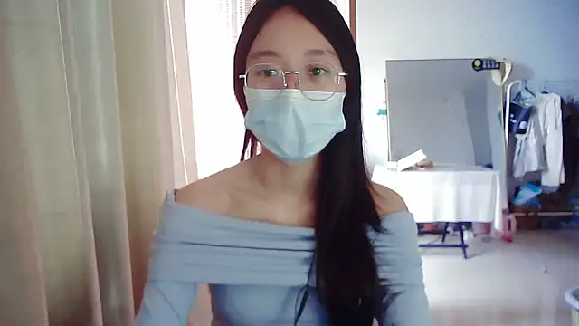 美女2more-ss在线直播