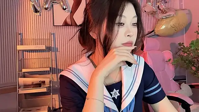 美女xiaomiao_在线直播