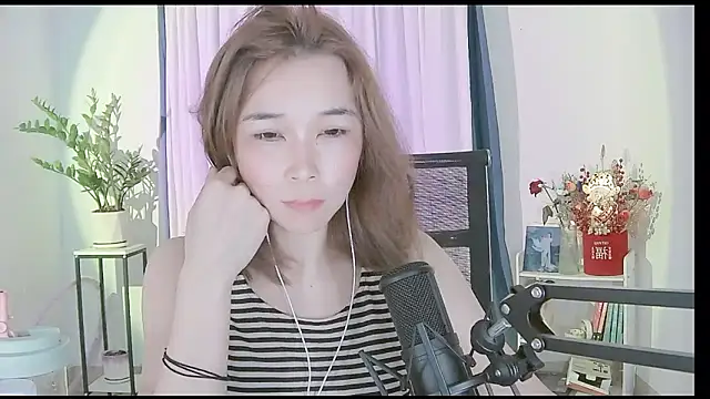 美女Amity-ox在线直播