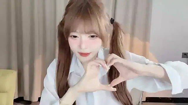 美女Annnnqi-77在线直播