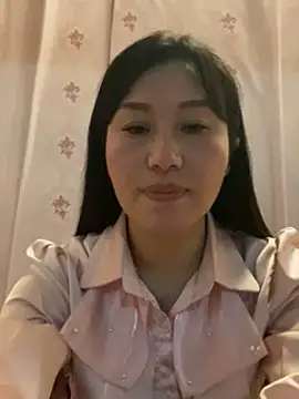 美女huier88在线直播