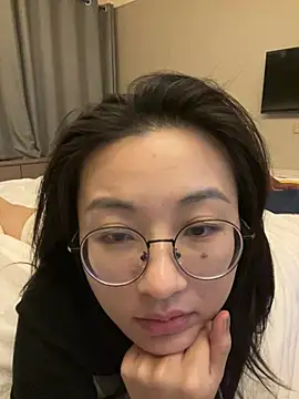 美女haiyan125216在线直播