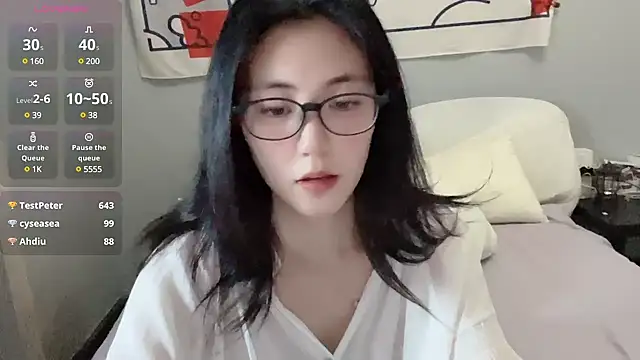 美女xiaokeai-baby在线直播
