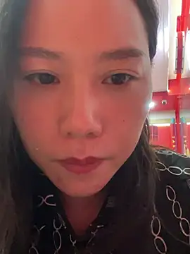 美女Eliza-E在线直播