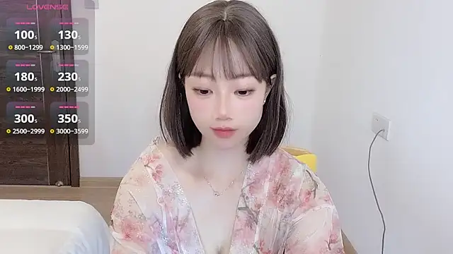 美女Morpho_menelaus_在线直播
