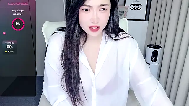美女Yishan-33在线直播