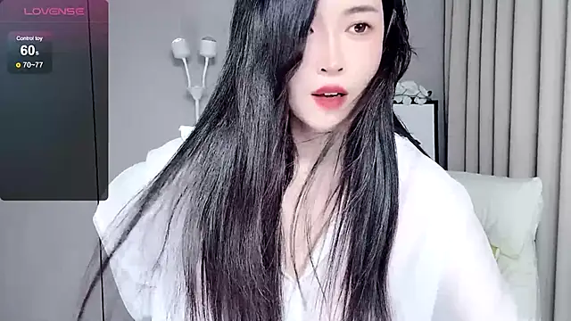 美女Yishan-33在线直播