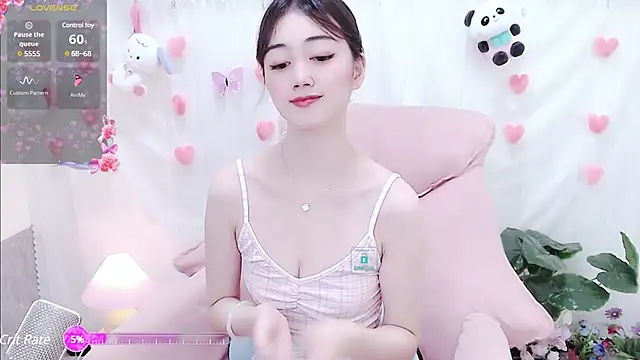 美女Hot-Kiki在线直播