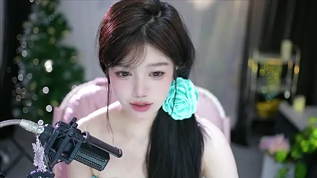 美女Doraemoney在线直播