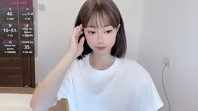 美女Morpho_menelaus_在线直播