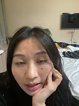 美女haiyan125216在线直播