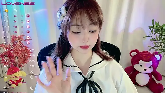 美女Echo-21在线直播