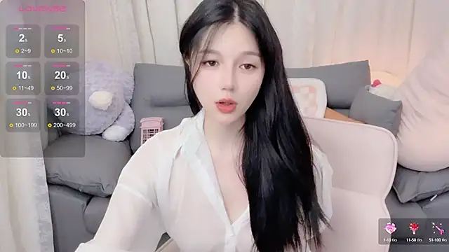 美女yannah1313在线直播