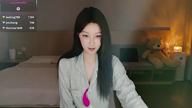 美女Lucky-baby在线直播