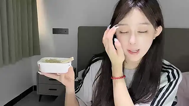 美女Coisini_55在线直播