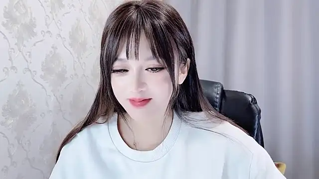 美女VIWVI在线直播