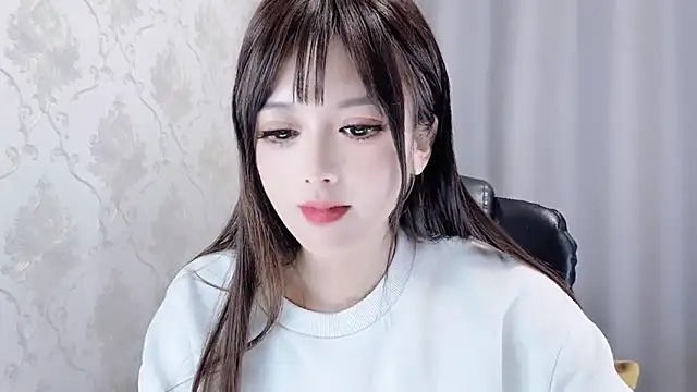 美女VIWVI在线直播