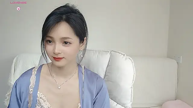 美女-Judy-在线直播