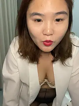 美女fanyiyi23在线直播