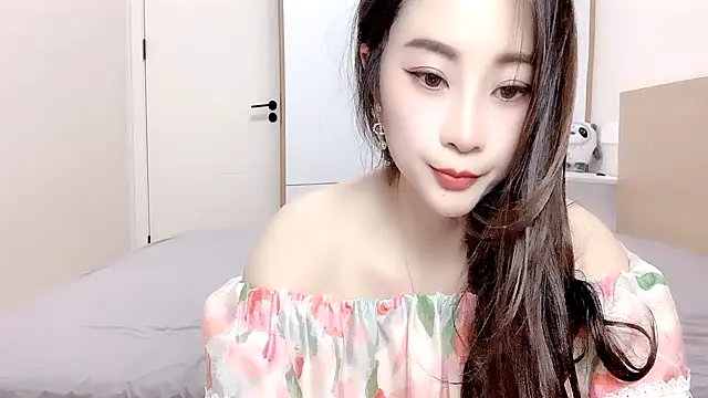 美女aisha123123在线直播