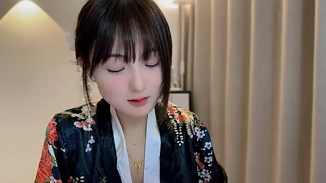 美女SHUIshui_在线直播