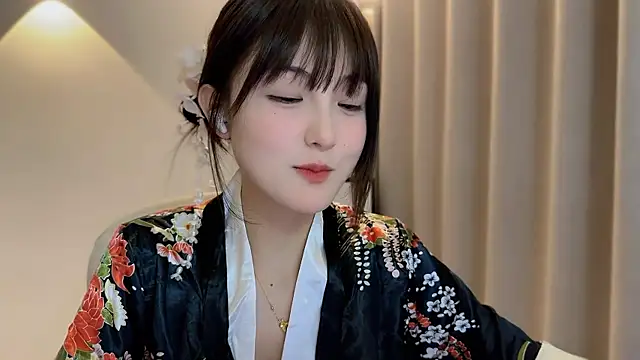 美女SHUIshui_在线直播