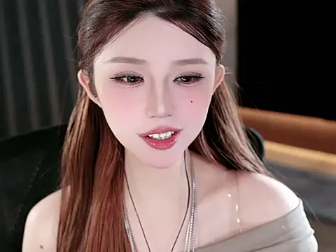 美女KAKA0118在线直播