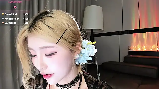 美女Kiki--2025在线直播