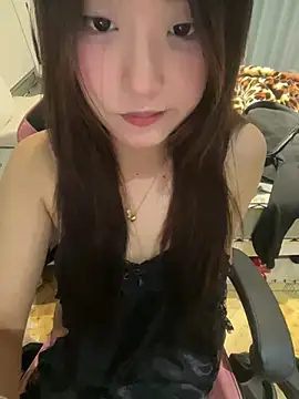 美女kkkiii889在线直播